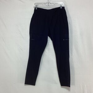 Athleta Headlands Hybrid Black Cargo Pants size 12